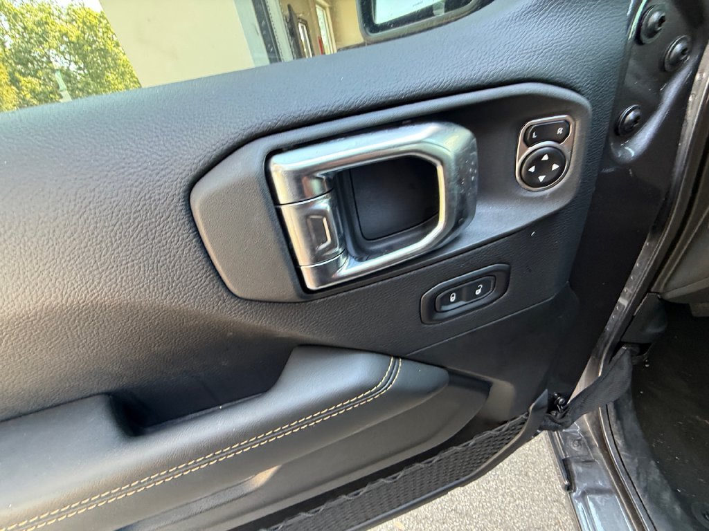 2025 Jeep Wrangler 4-Door Sahara - Photo 11