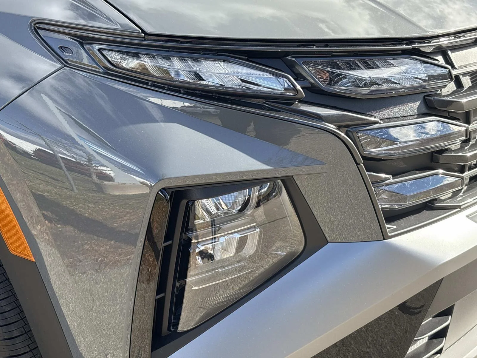 Used 2026 Hampton Gray Hyundai SE image 3