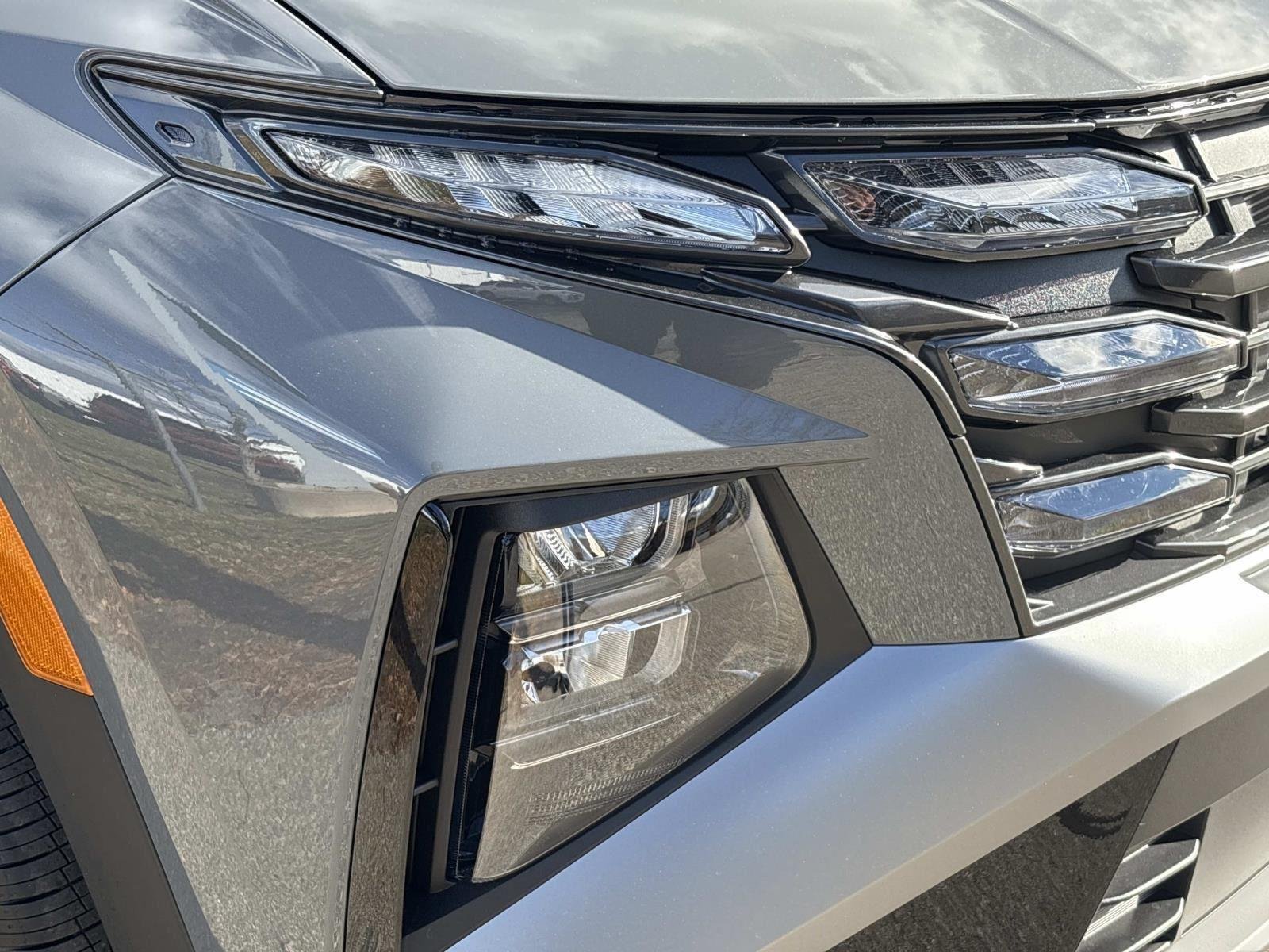 Used 2026 Hampton Gray Hyundai SE image 3