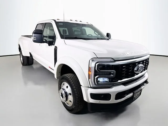 2026 Ford F-450 Platinum 4x4 Crew Cab 8' Box DRW's photo