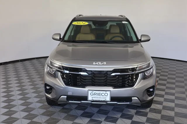 Used 2024 Gray Kia EX image 3