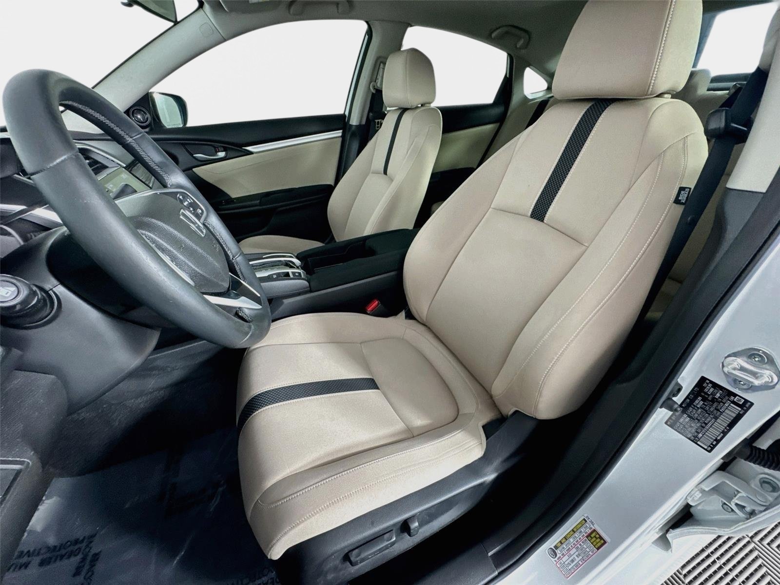 Used 2019 White Orchid Pearl Honda EX image 11