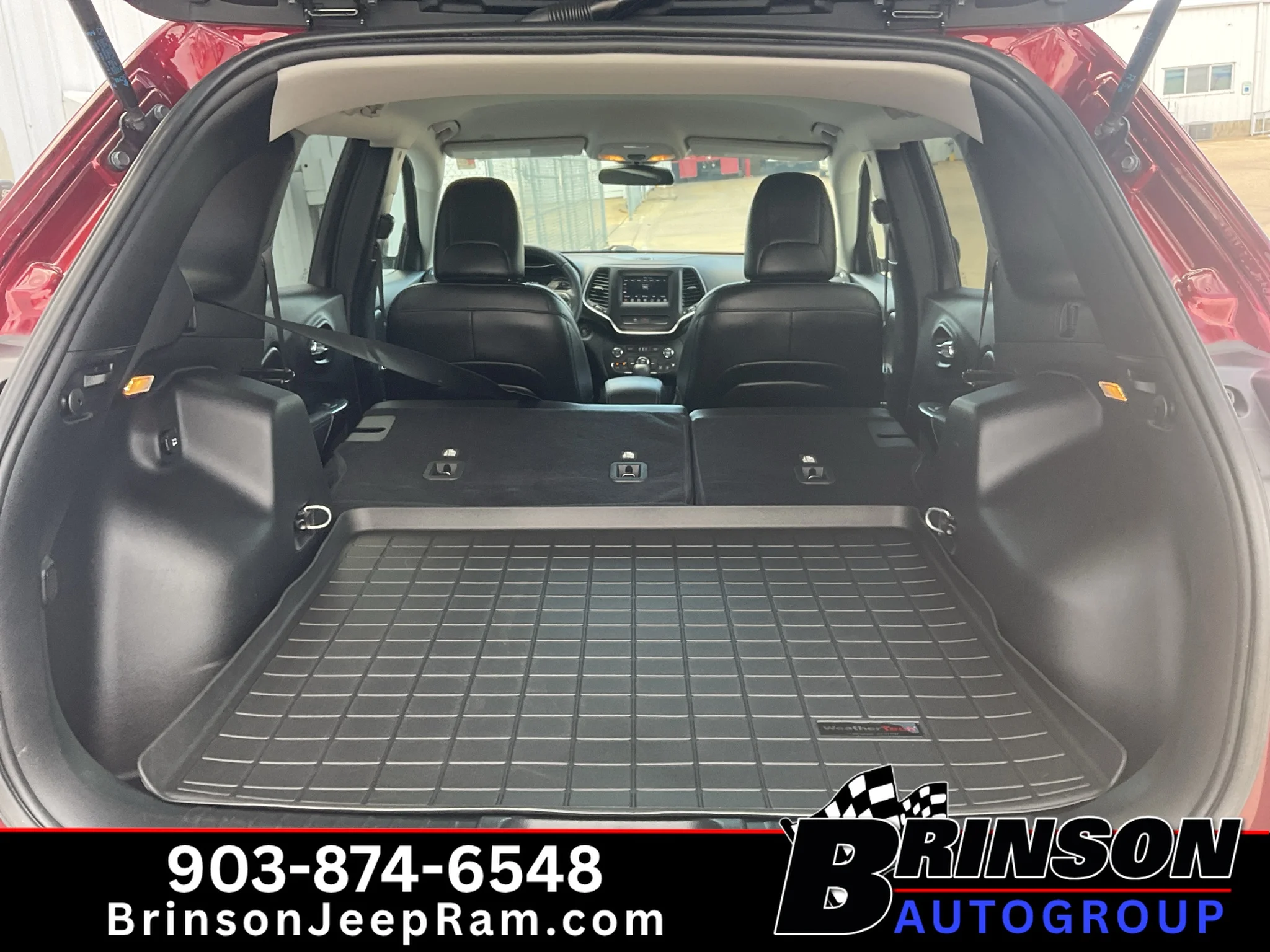 Used 2020 Velvet Red Pearlcoat Jeep Latitude Plus image 10