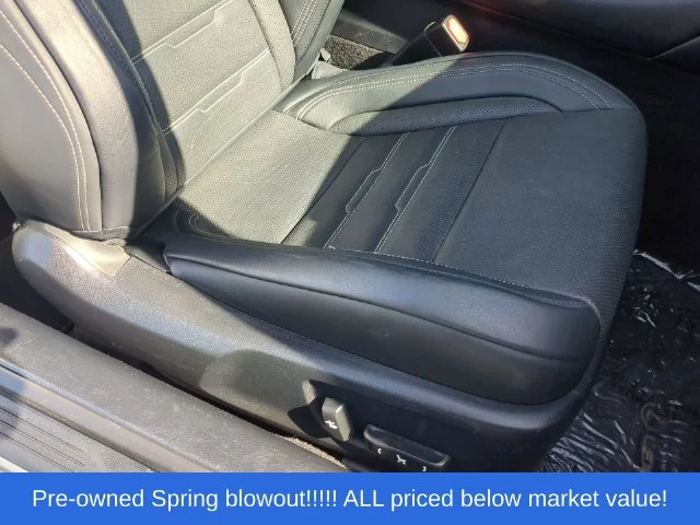 Used 2016 Silver Lexus 200t image 41