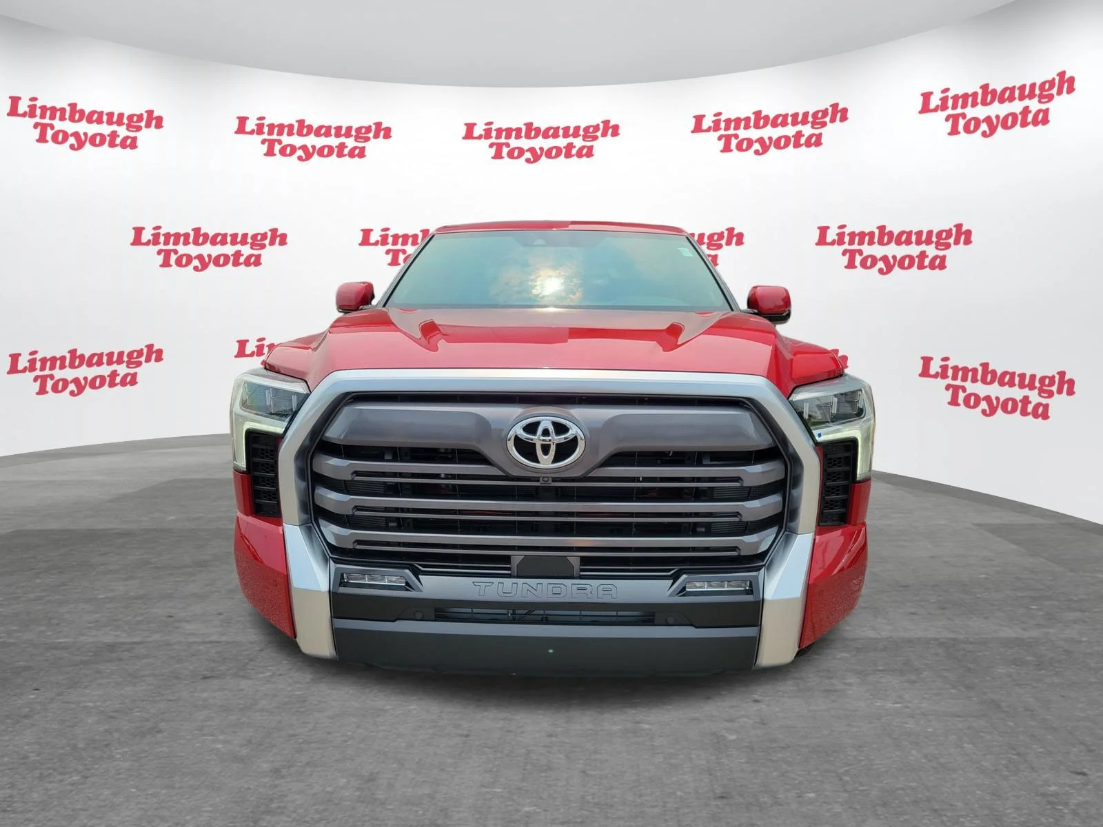 2026 Toyota Tundra Limited - Photo 13