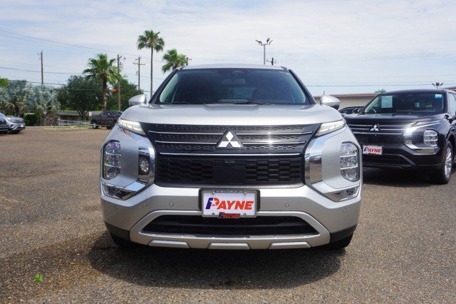 Used 2023 Mitsubishi Outlander SE with VIN JA4J3UA89PZ037197 for sale in Mission, TX