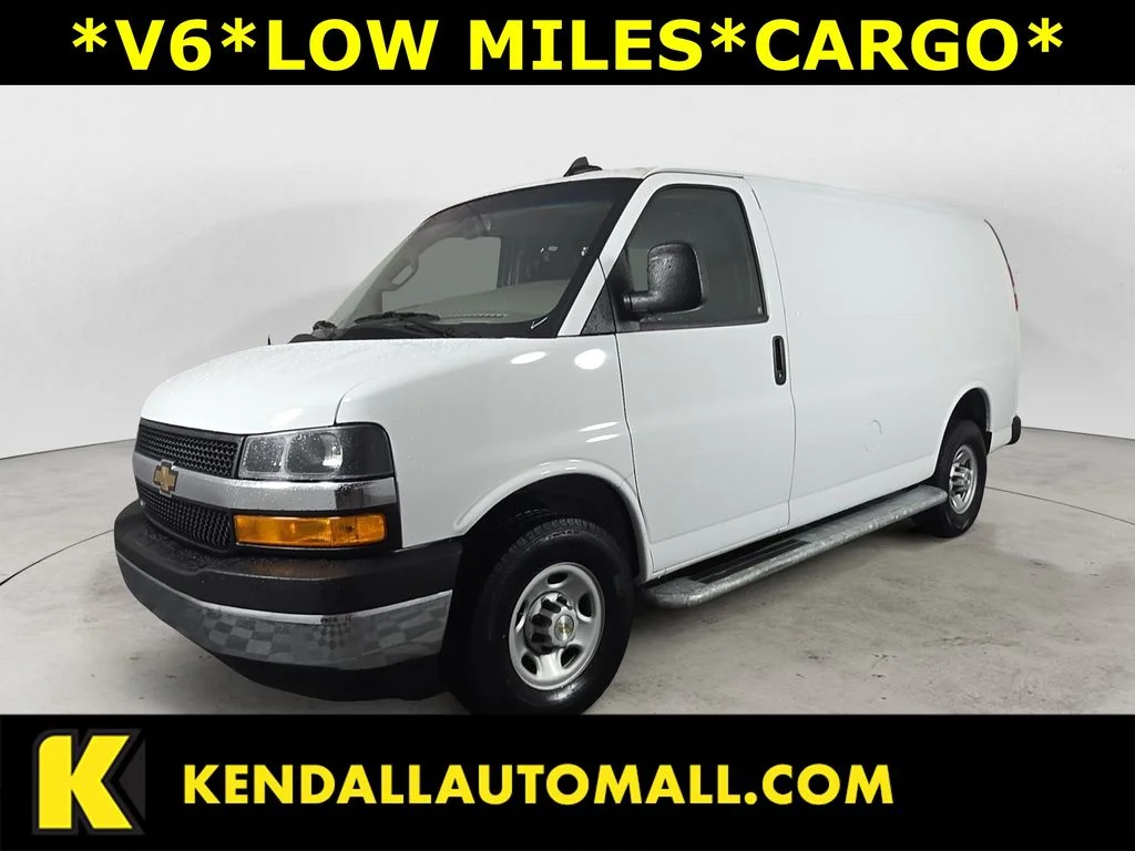 2024 Chevrolet Express 2500 Work Van HD's photo