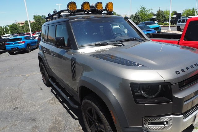 2021 Land Rover Defender 110 SE
