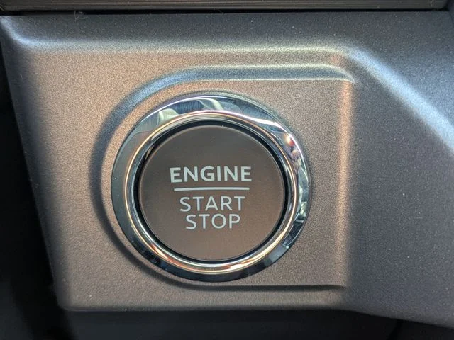 New 2026 Antimatter Blue Metallic Ford XLT image 28