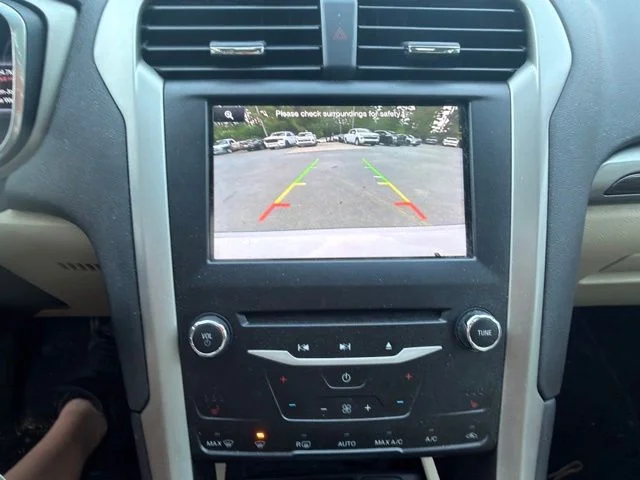 Used 2014 White Ford SE image 40