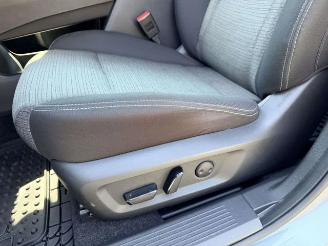 Used 2023 Gray Nissan SV image 15