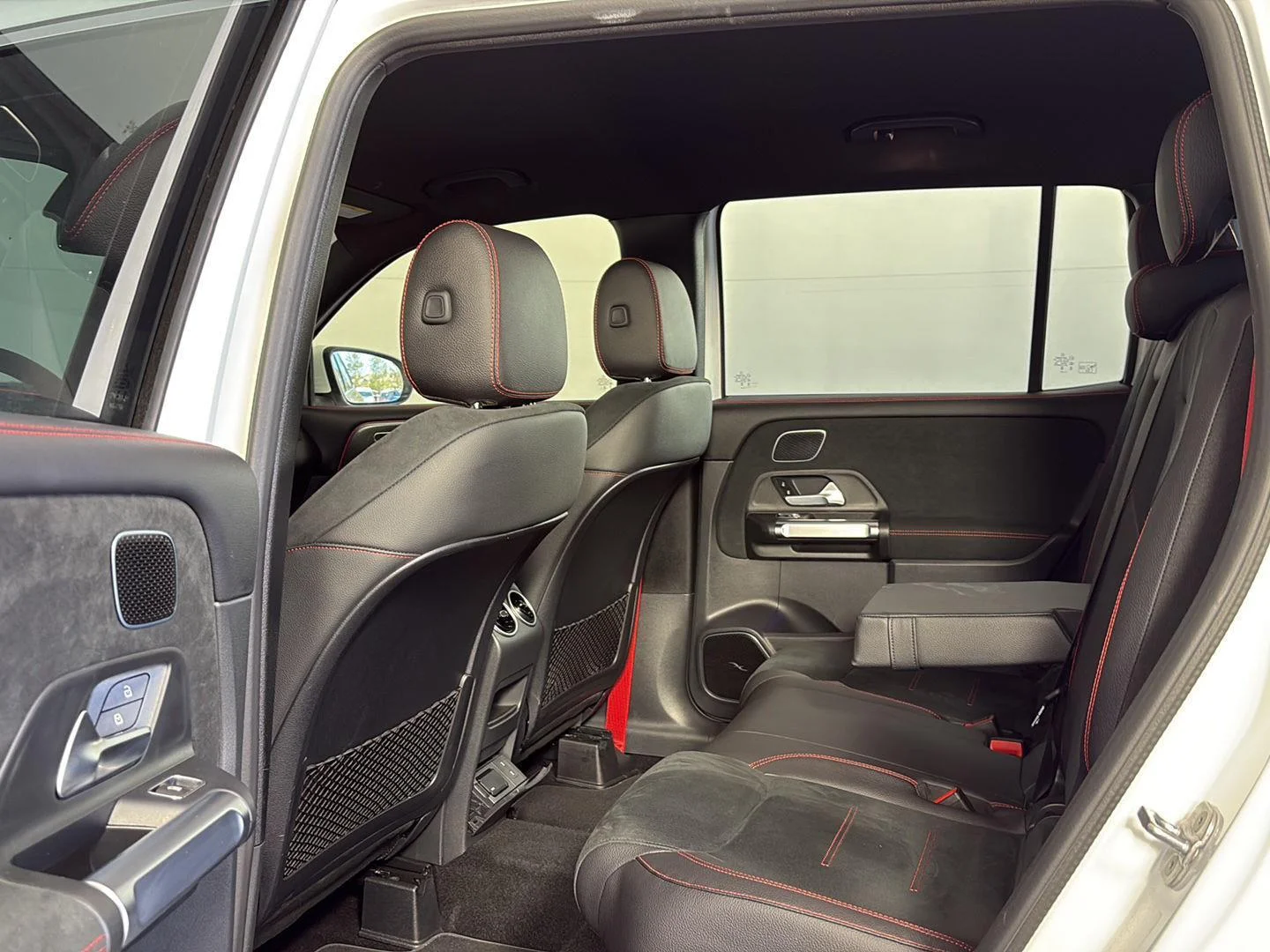 Used 2023 Polar White Mercedes-Benz AMG® GLB 35 image 23