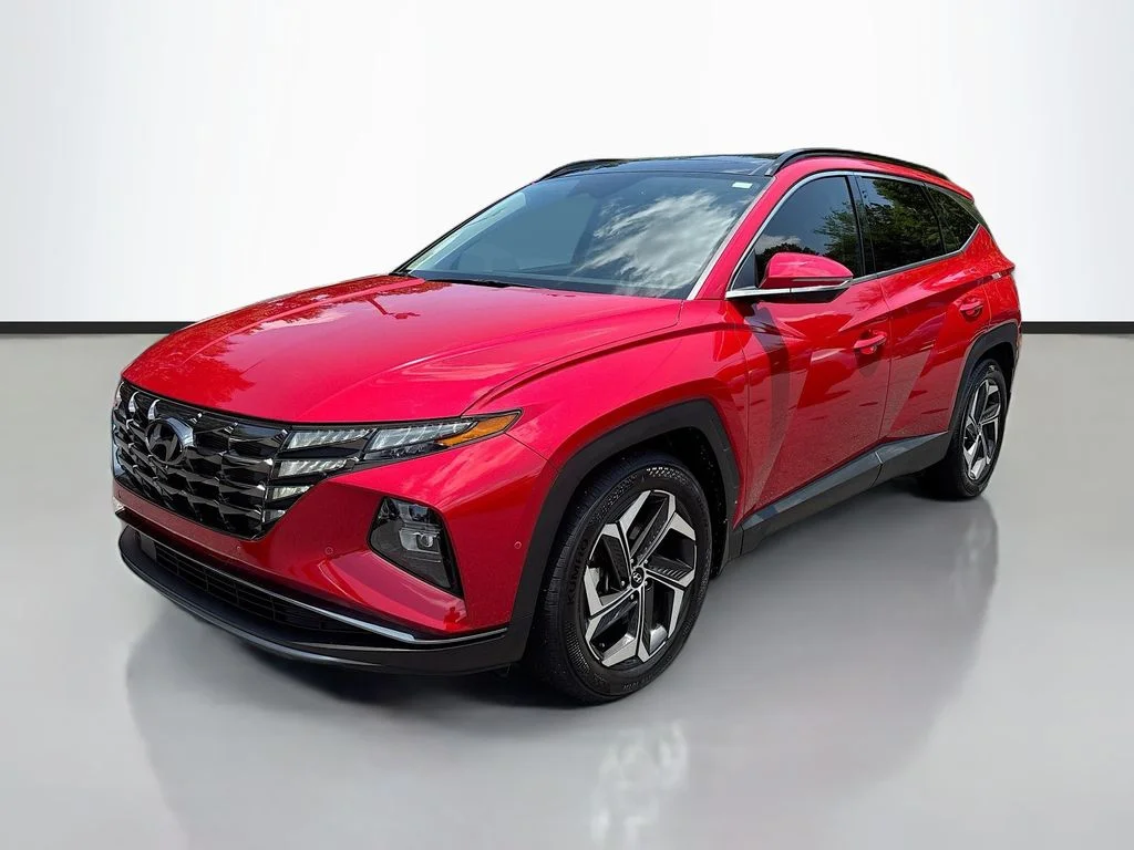 Used 2022 Calypso Red Hyundai Limited image 3