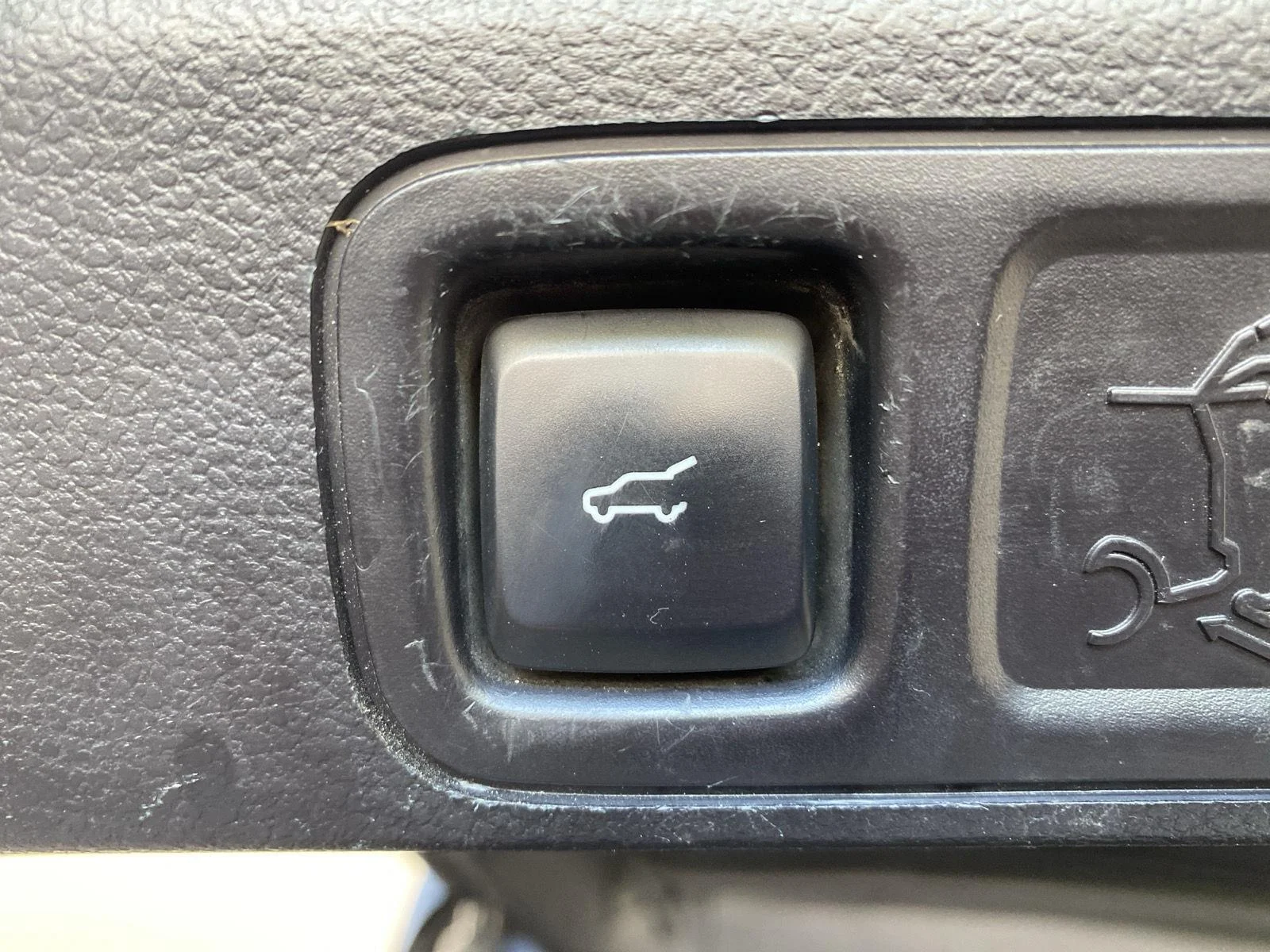 Used 2018 Blue Ford Limited image 8