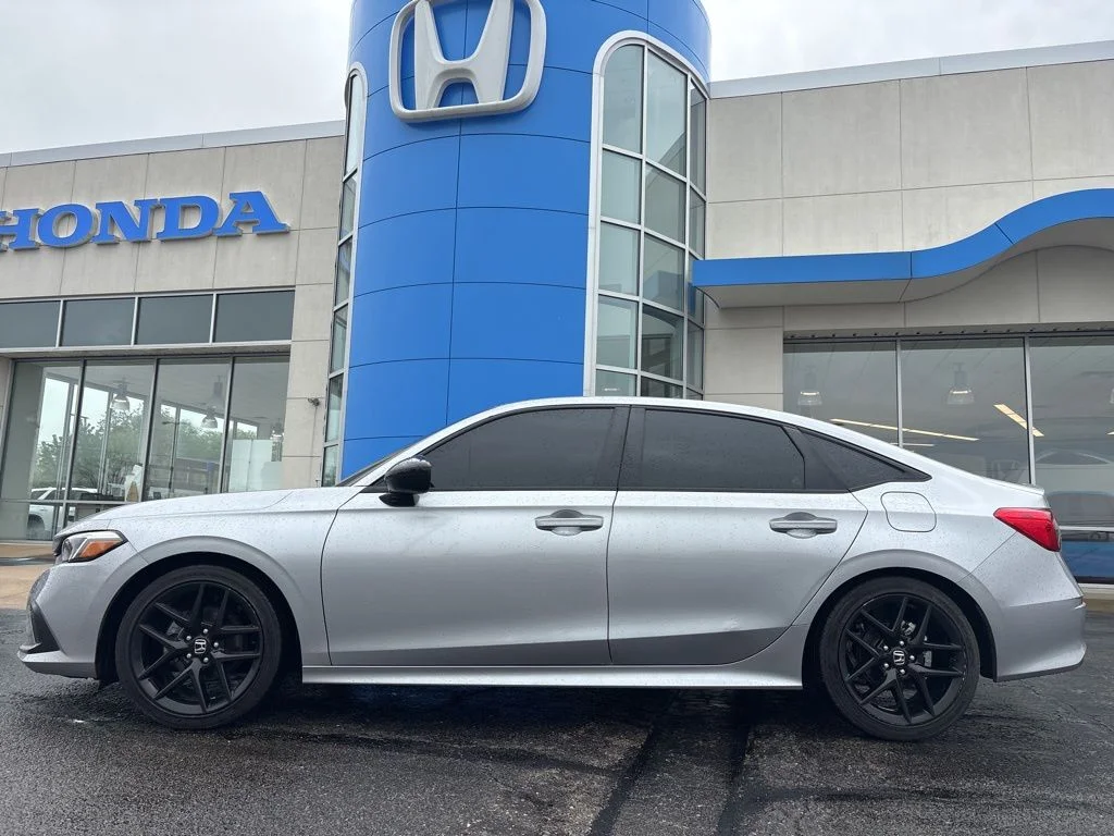 2HGFE2F53NH549528
