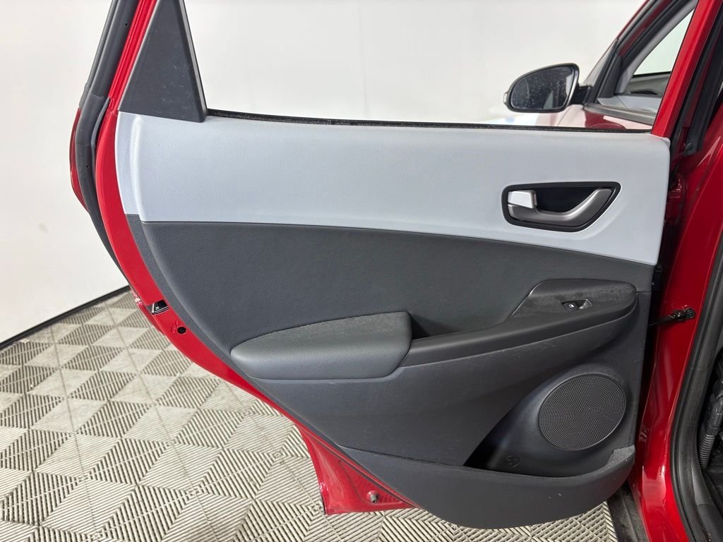 2021 Hyundai Kona Ultimate - Photo 12