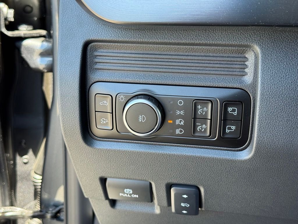 New 2026 Carbonized Gray Metallic Ford F-250® Lariat® image 13