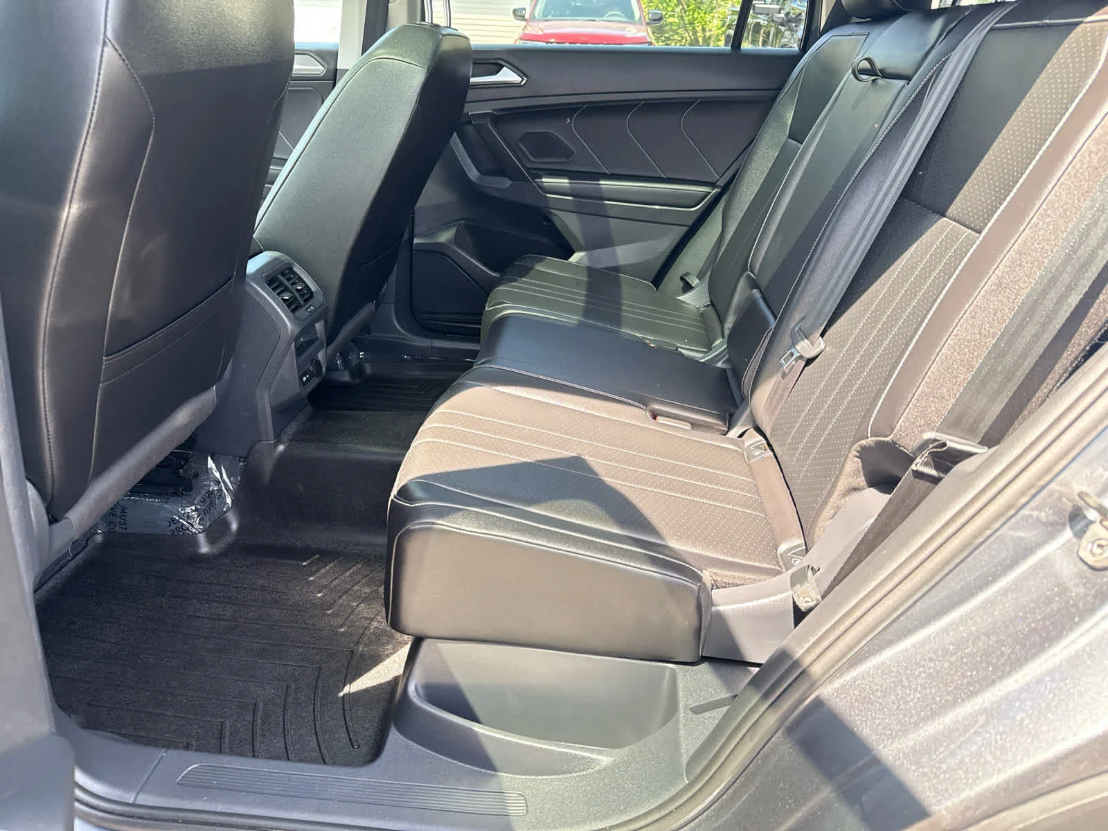 Used 2024 Platinum Gray Metallic Volkswagen SE image 13
