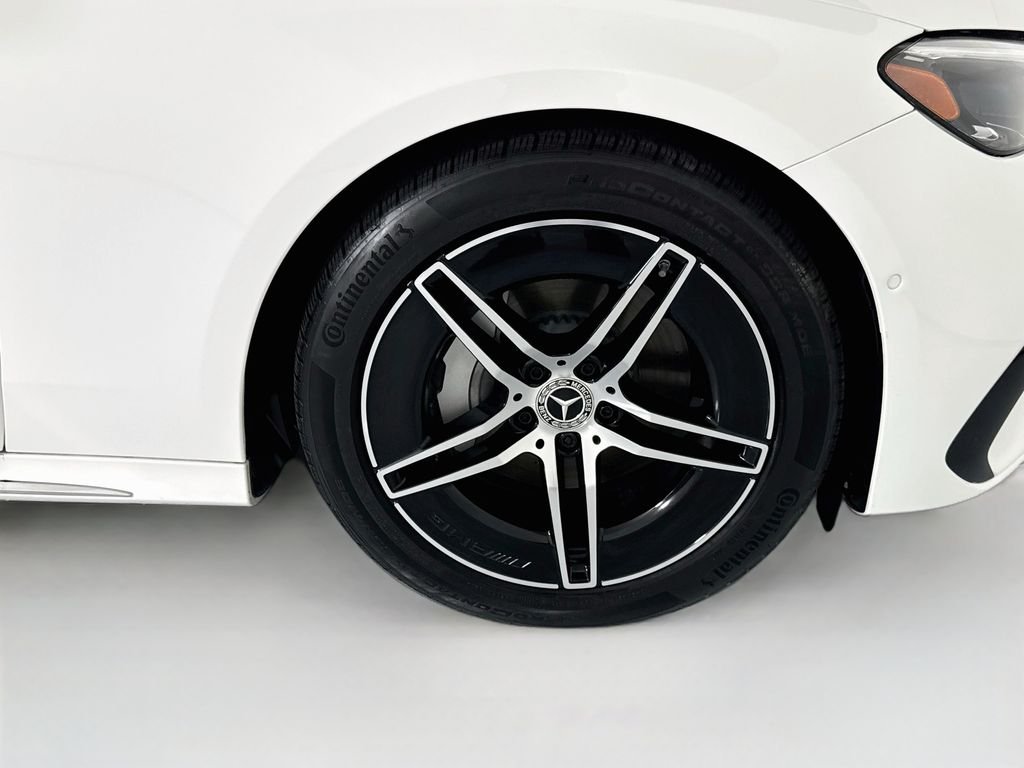 Certified Used 2026  Mercedes-Benz E 350 image 32