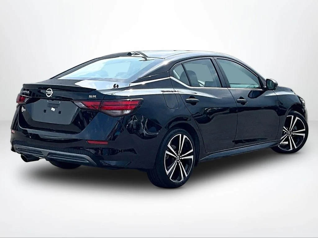 Used 2022 Black Nissan SR image 3