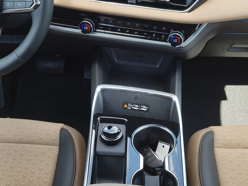 2026 Chevrolet Equinox ACTIV - Photo 22