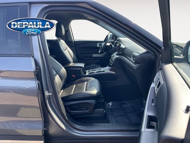 Used 2023 Gray Metallic Ford XLT image 19
