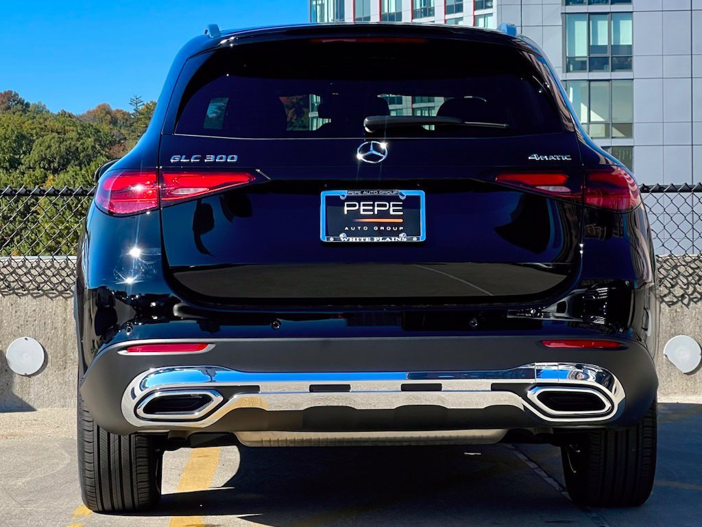 Certified Used 2026 Black Mercedes-Benz GLC 300 image 6
