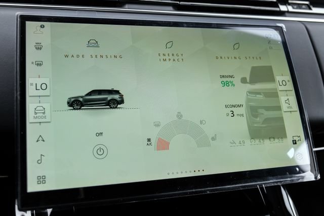 New 2026  Land Rover SE image 40