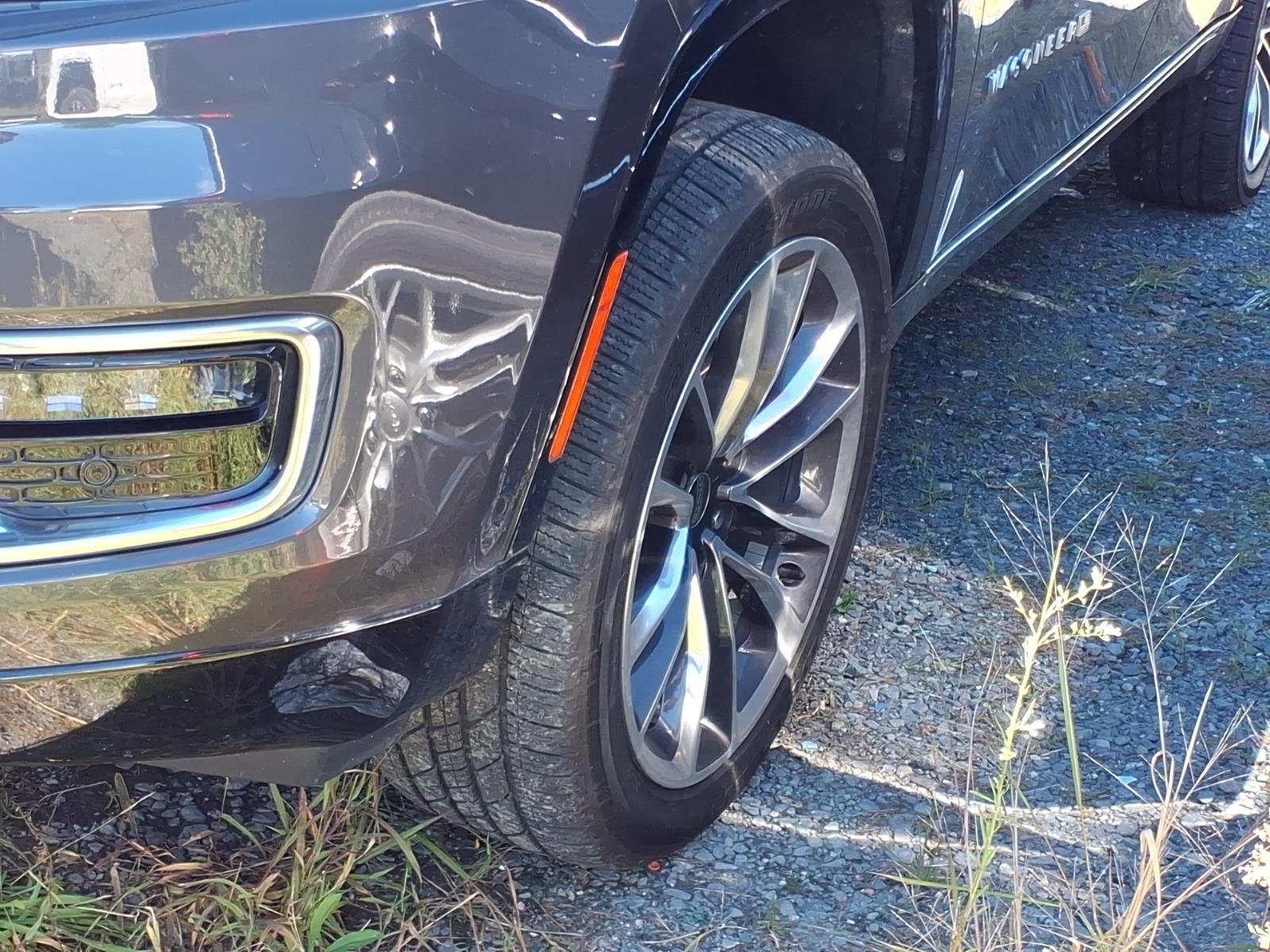 Used 2022 Baltic Gray Metallic Clearcoat Jeep Series III image 4