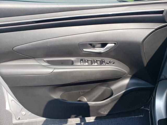 Used 2024 Silver Hyundai SEL image 11