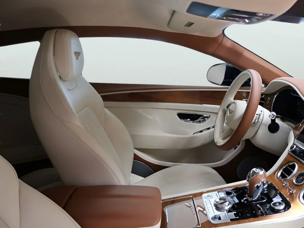 Used 2024 Onyx Metallic Bentley V8 image 9
