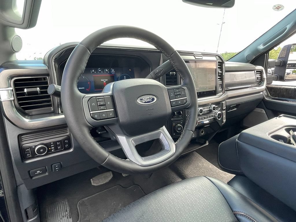 Used 2025 Blue Ford XL image 29