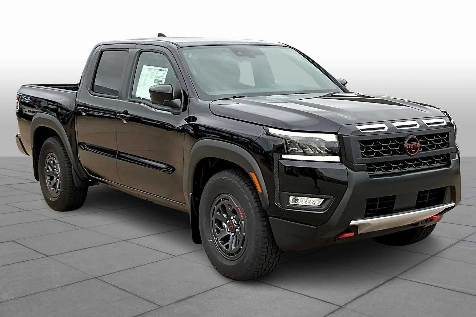 2026 Nissan Frontier PRO-X - Photo 2