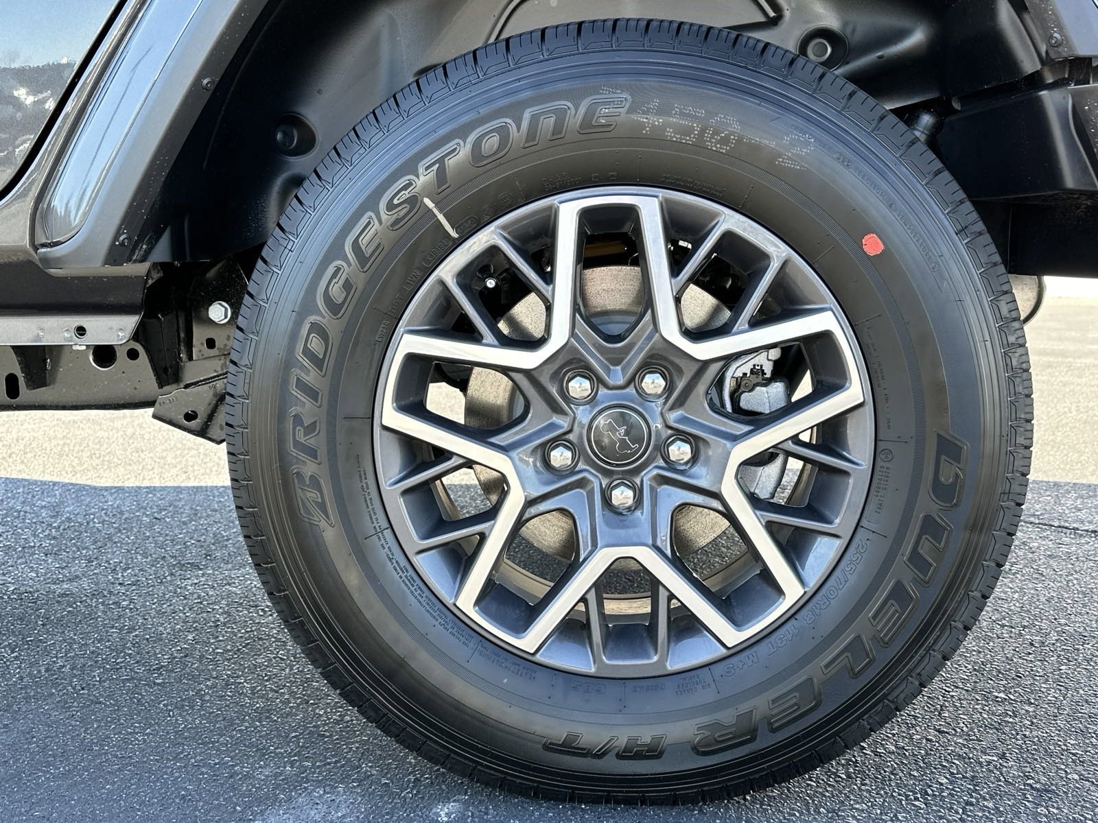 2025 Jeep Wrangler 4-Door Sahara - Photo 17