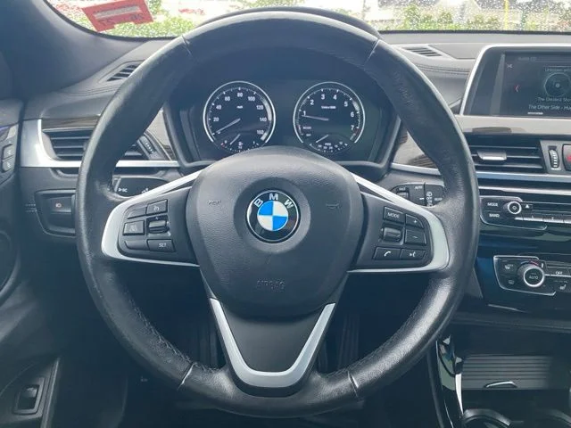 Used 2018 Jet Black BMW xDrive28i image 34