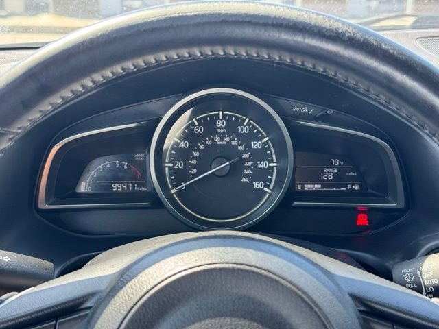 Used 2017 Snowflake White Pearl Mazda Touring 2.5 image 16