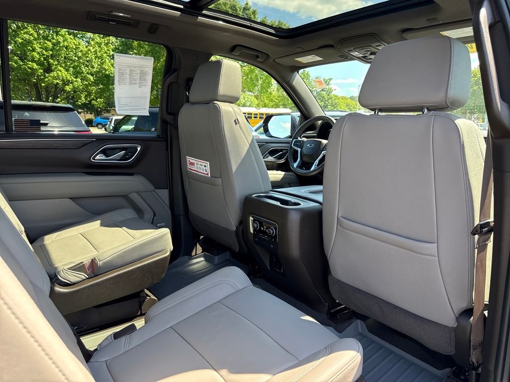 Used 2024 Blue Chevrolet Z71 image 26
