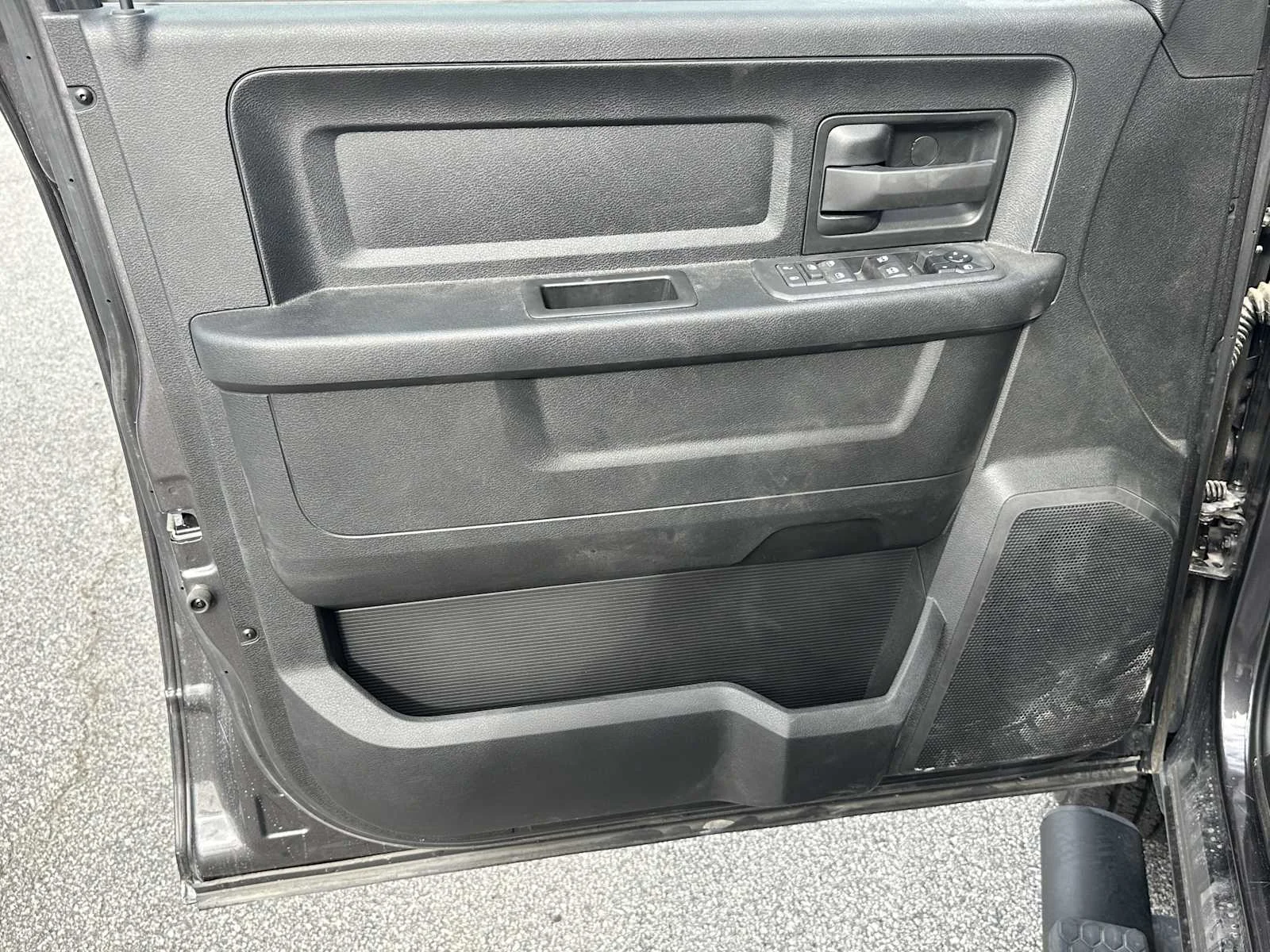 2025 RAM 2500 Tradesman - Photo 10
