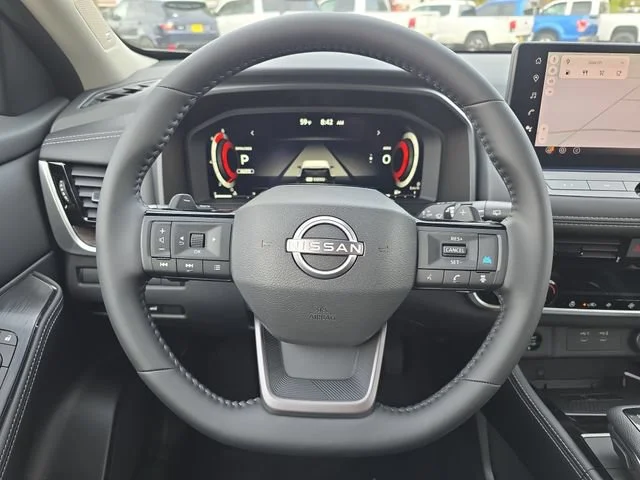 New 2026 Super Black Nissan Platinum image 18