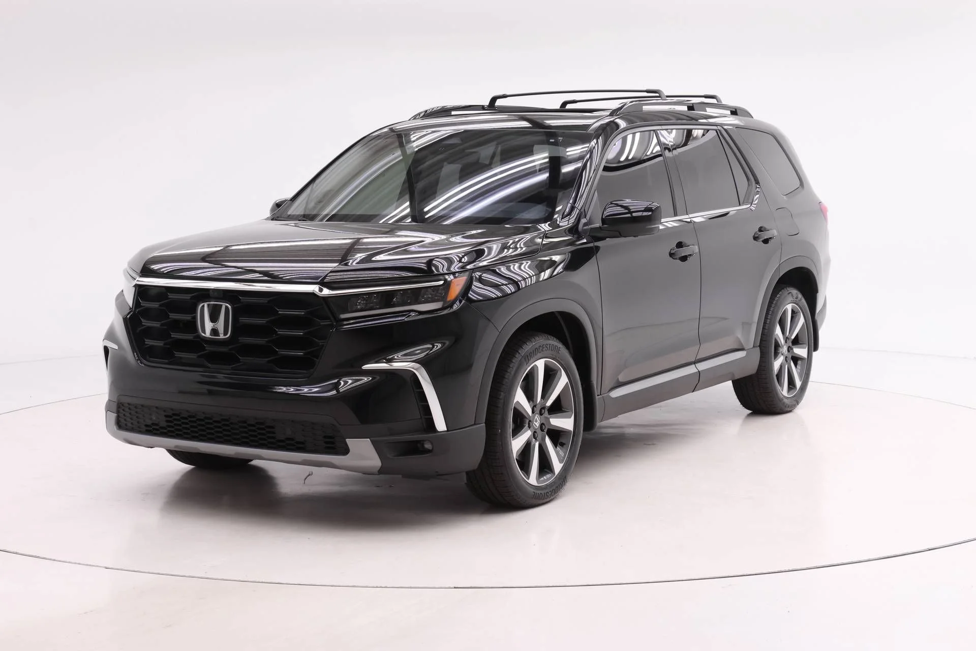 2023 Honda Pilot Elite AWD's photo