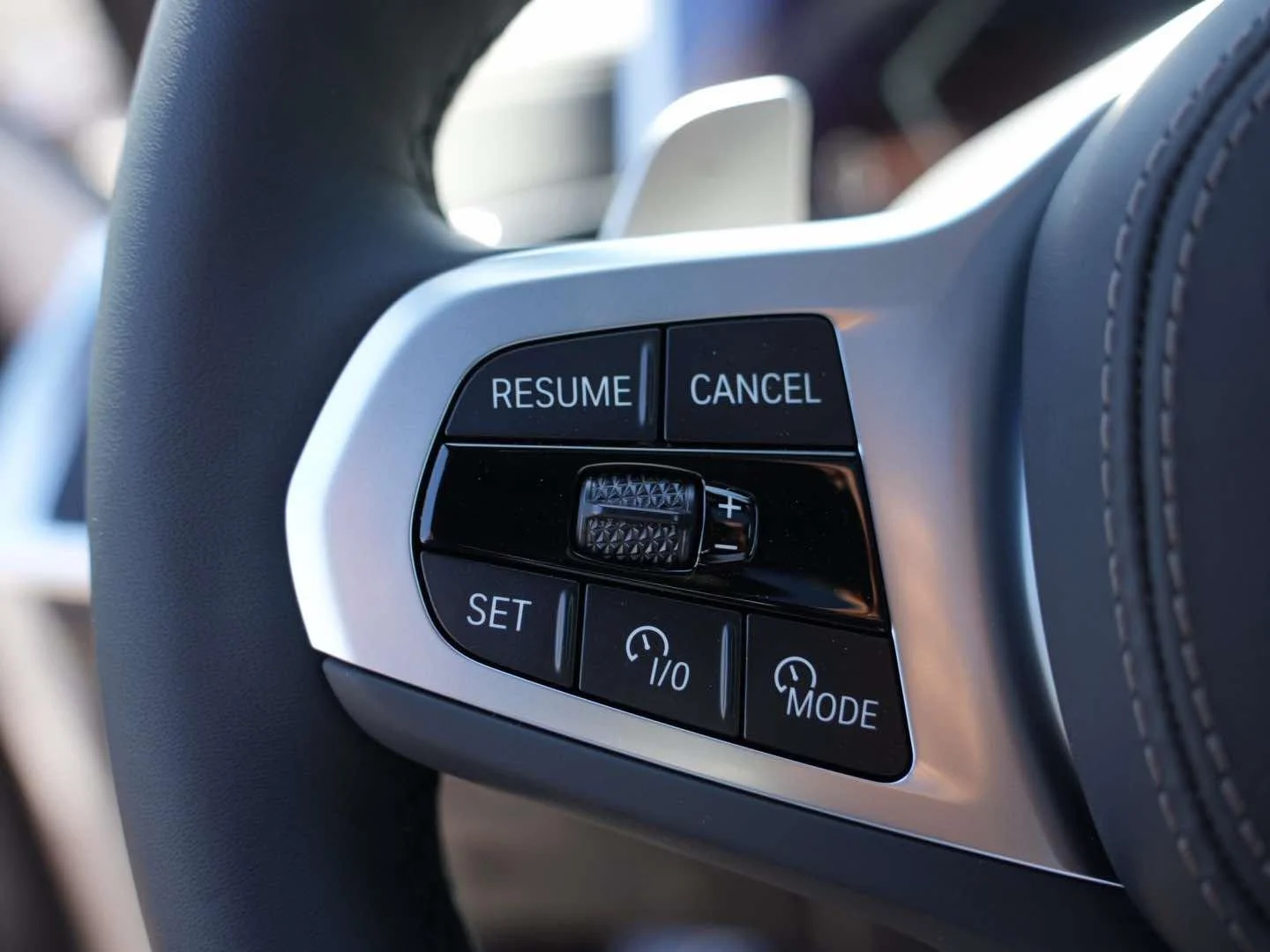 New 2026 Alpine White BMW xDrive40i image 18