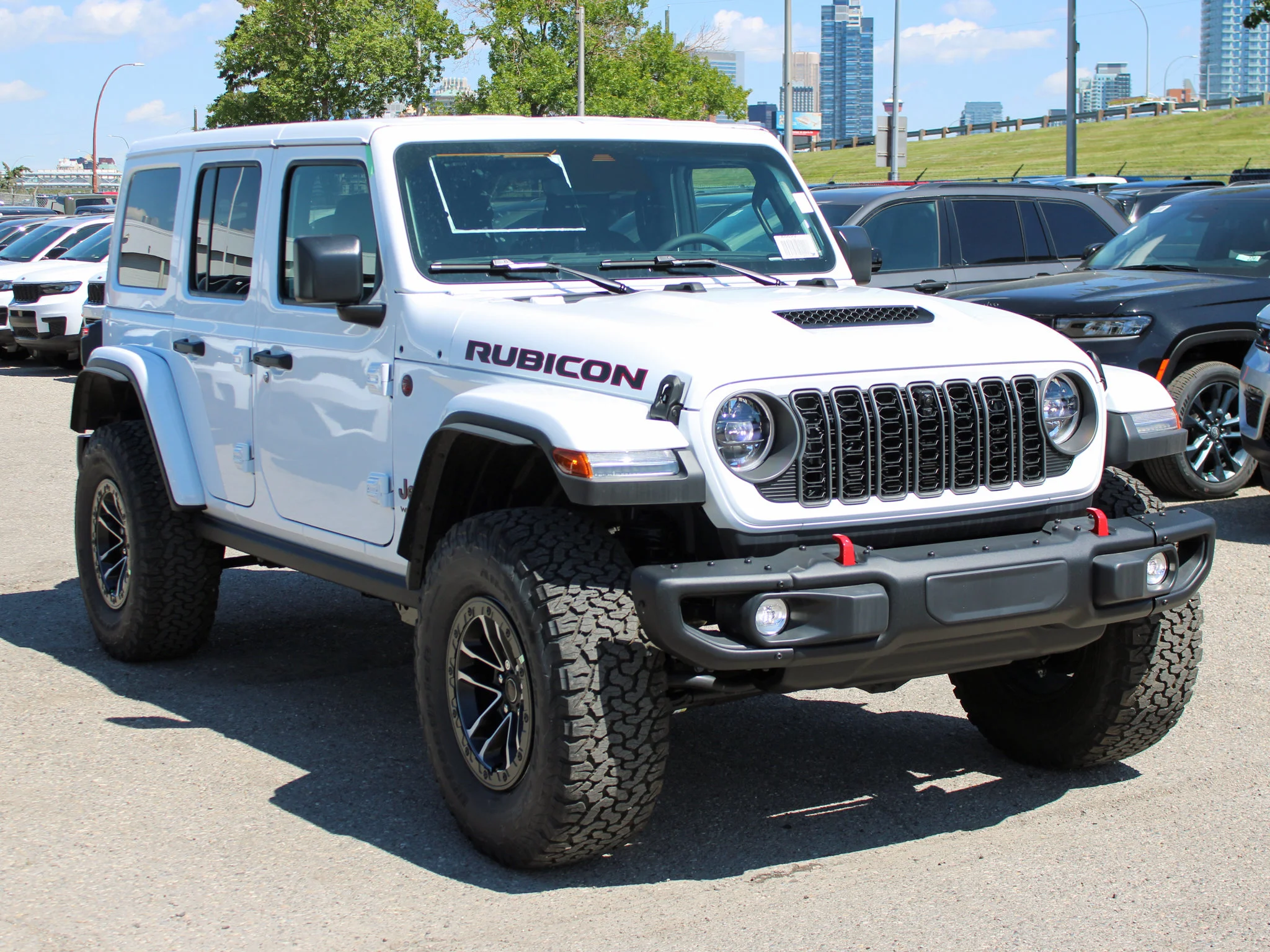 New 2026 White Jeep Rubicon X* 4 Door 4x4, 35 Inch Tires, Steel Bumpers image 6