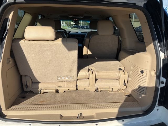 Used 2012 White GMC SLT image 22