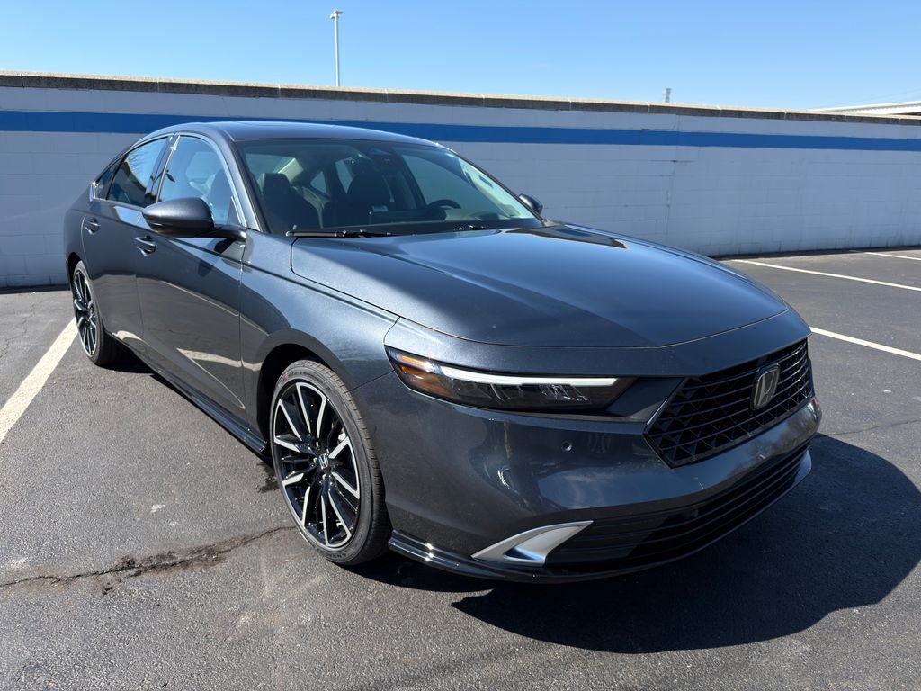 New 2026 Meteorite Gray Metallic Honda Touring image 7