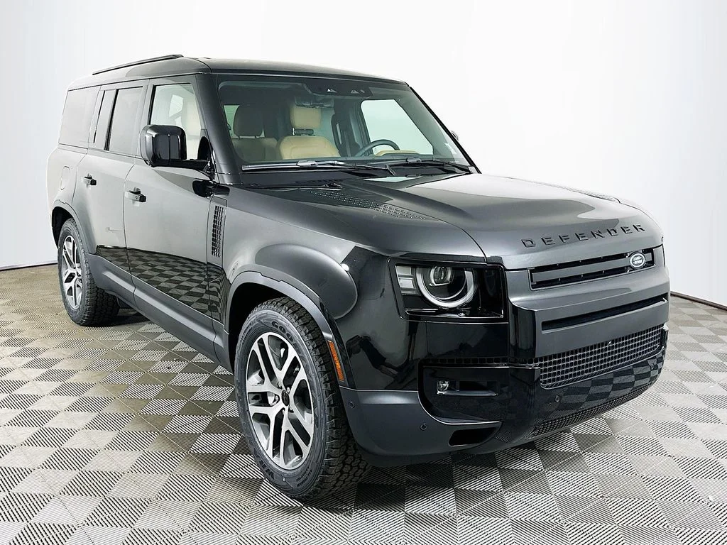 New 2026 Santorini Black Land Rover S image 3