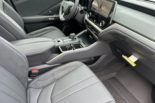 New 2026 Wind Chill Pearl Lexus F SPORT PERFORMANCE LUXURY AWD image 15
