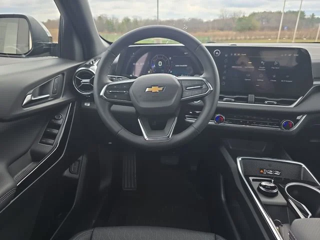 2026 Chevrolet Equinox LT - Photo 13