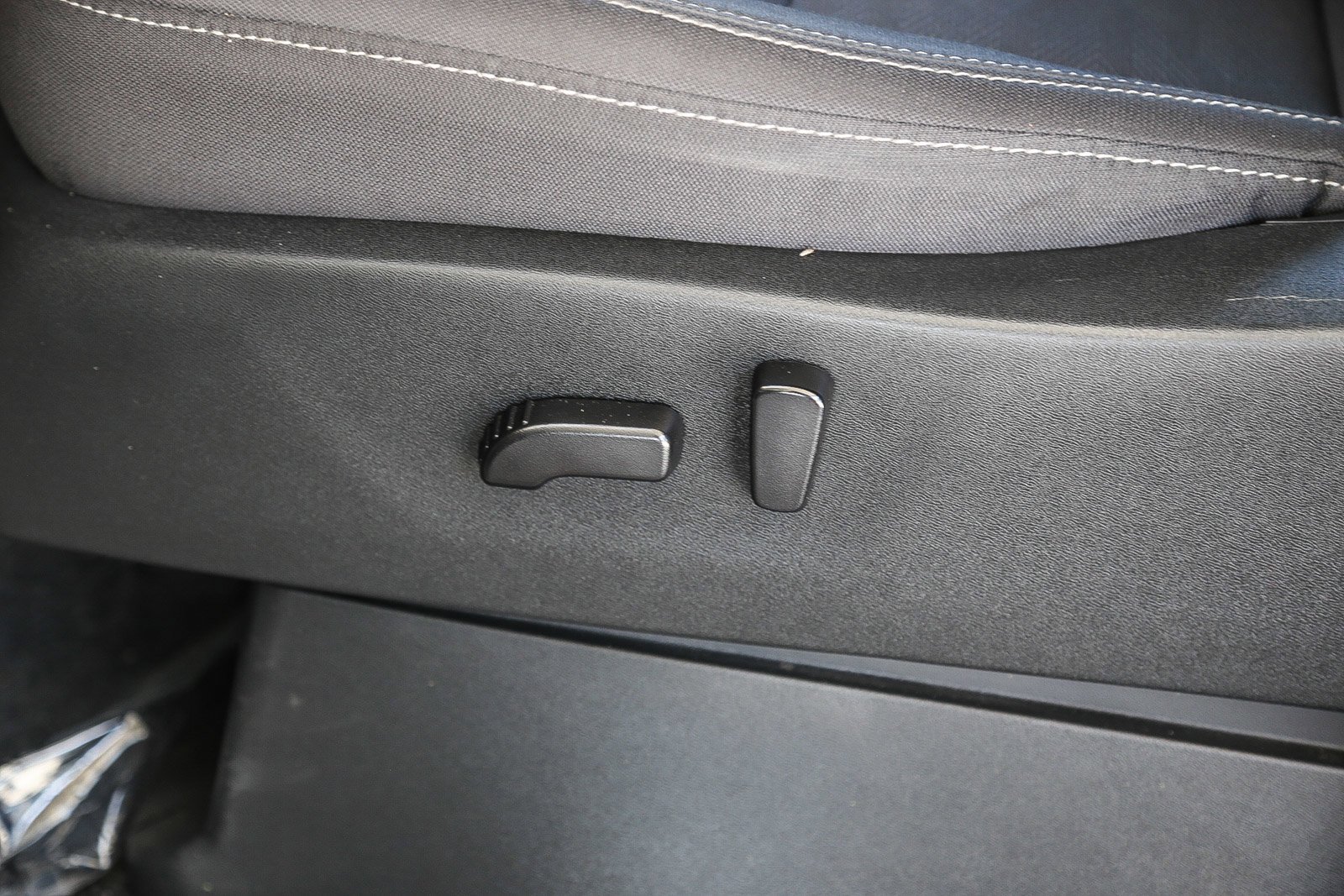 2023 Nissan Frontier SV - Photo 21