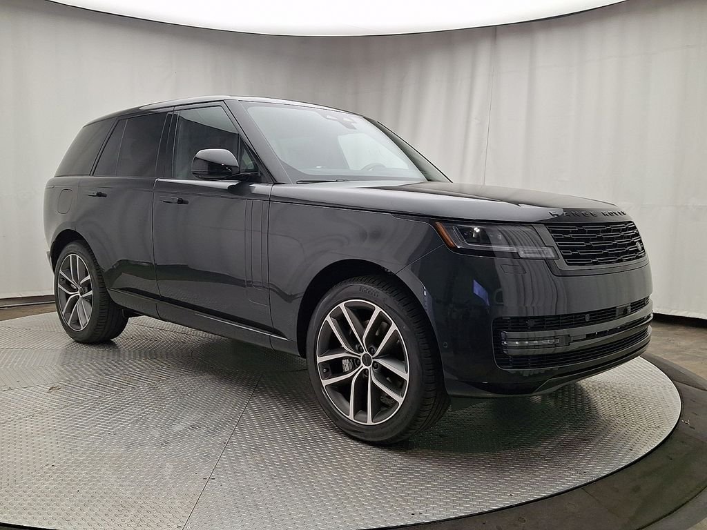 New 2026 Carpathian Grey Land Rover SE image 2