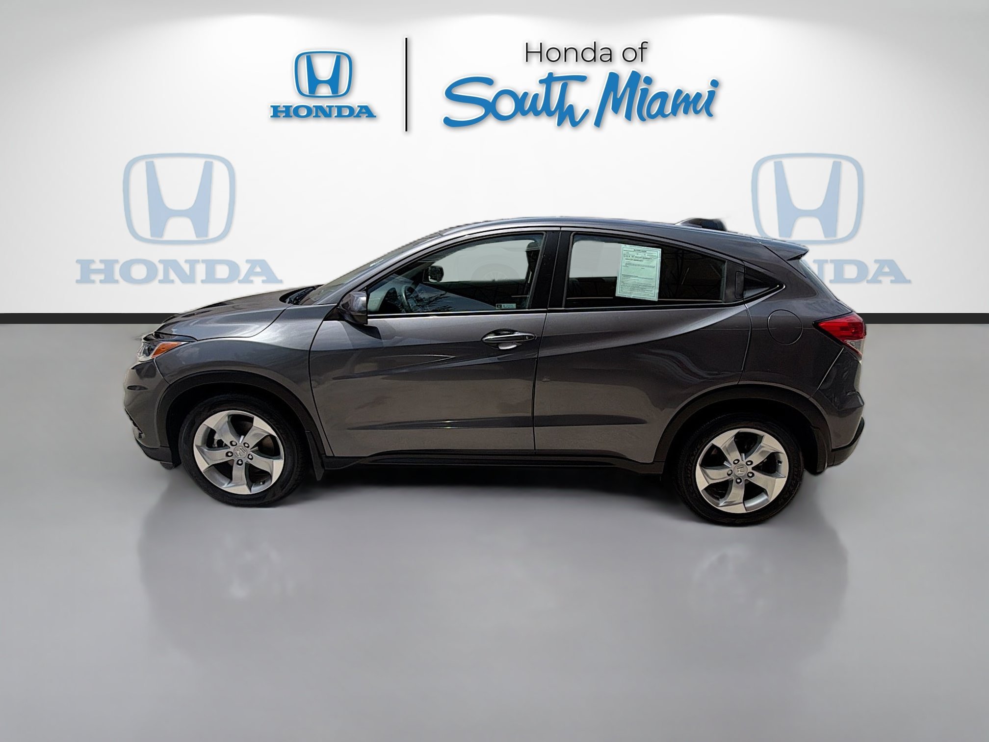 Used 2022 Modern Steel Metallic Honda LX image 4